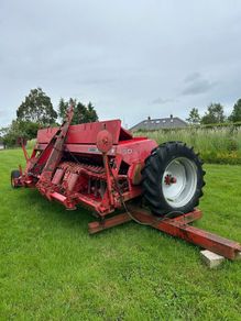 MF 30 Seed Drill