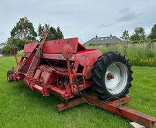 MF 30 Seed Drill