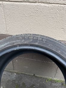 Tire 235/40/zr18
