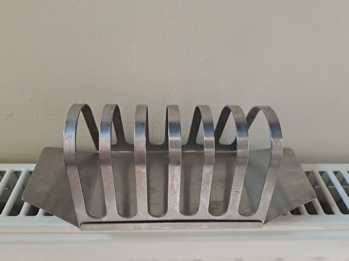 Vintage 6 slice toast rack
