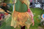 costume