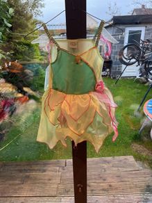 costume