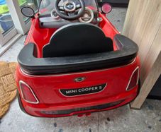 Toy ride on Mini Cooper