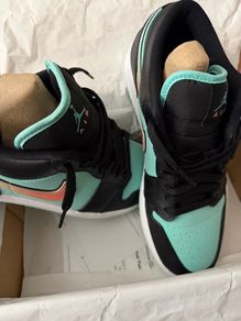 Air Jordan 1 Low SE Tropical Twist