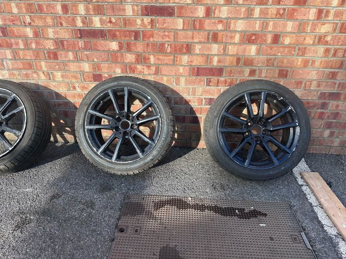 225/45/r18