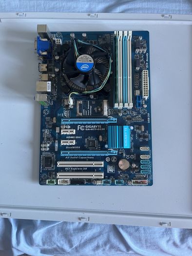 Gigabyte H77 with i5-3330 and 4gb DDR3 1333mhz