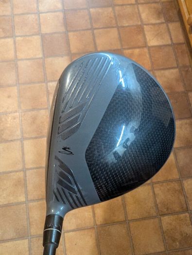 Cobra KING F8 Driver 10.5 degree Regular Flex Adjustable Loft