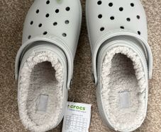 Crocs fur lined