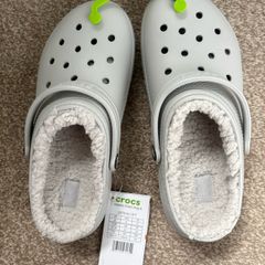 Crocs fur lined