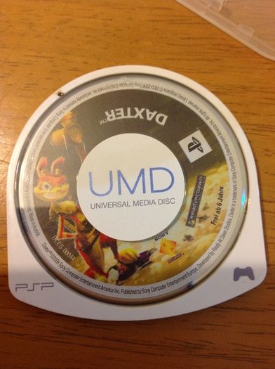 2 PSP games.