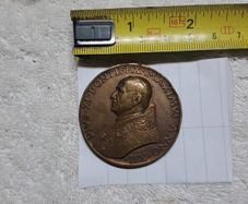 Vintage Popes Medal.Pius X1
