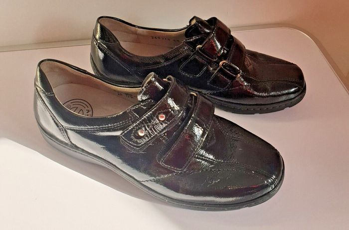 Waldlaufer Henni Ladies Shoe Black Patent Leather Wide Fit Size UK3 Velcro Closure CAN POST