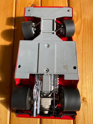 COLLECTABLE FERRARI 312 P Boxer 1972 - Vintage diecast 1:18 Scale model