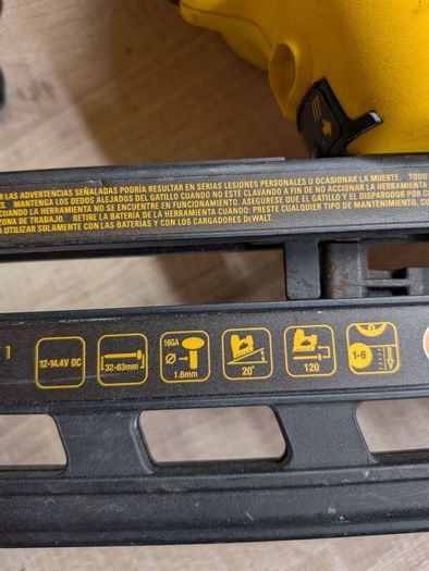 Dewalt 16G nailer