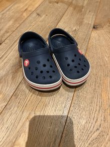 Iconic Crocs Comfort