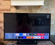 Toshiba 24inch Smart HD Ready TV