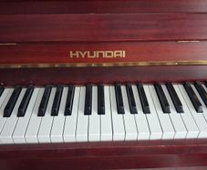 upright piano