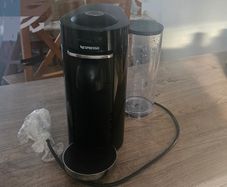 NESPRESSO Coffee machine