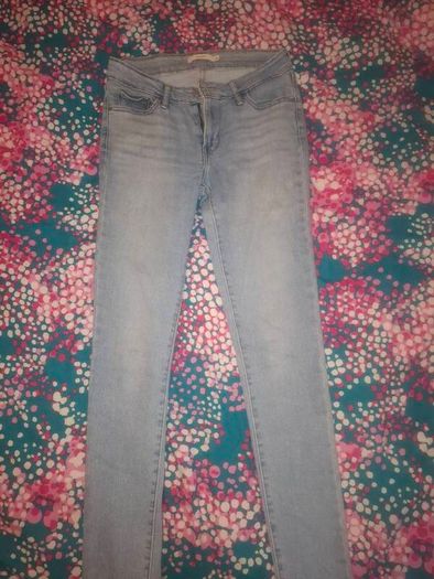 Levis jeans