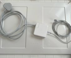 MacBook MagSafe charger