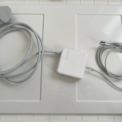 MacBook MagSafe charger