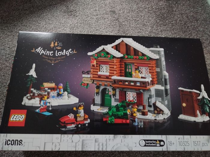 LEGO Christmas/ Winter Village Lodge