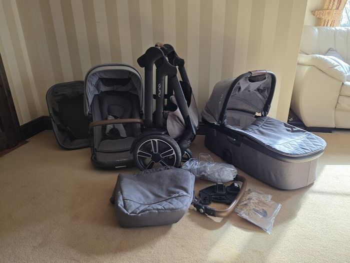 Travel system and double buggy