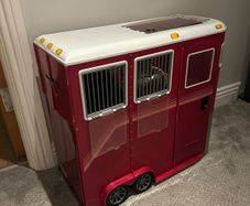 Our Generation Horse Box