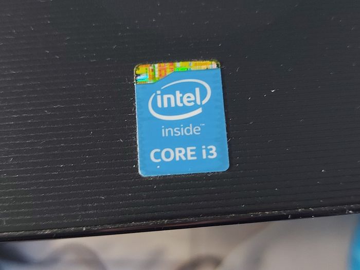 DELL Vostro 15, 3000 Series, Intel Core i3-5005U CPU, 2.0GHz, 4GB Ram, 500GB HDD, windows 10, Microsoft Edge, Chrome and VLC