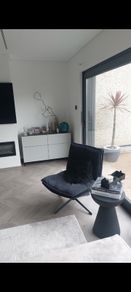 Swivel chair