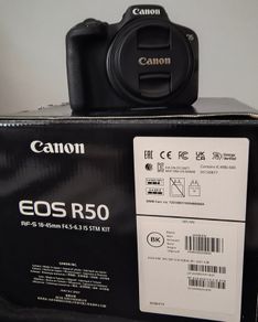 Canon EOS R50 + case Lowepro + 128 GB.