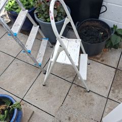 2 step ladders