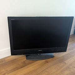 40" Sony TV