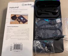 wireless earphones