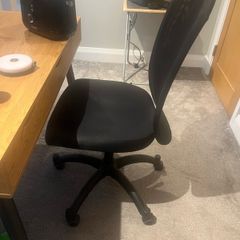 Black office swivel chair