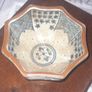 Beautiful Antique Ceramic Japanese Imari Footed Bowl in nice condition, Image 2