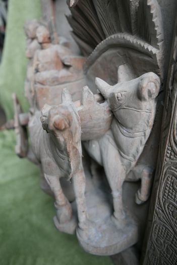 Ancient Chinese Bas-relief in Oak - Chinese Hand Carved Oak ,Antique Wall Art. (big thick and heavy) 22,8" x 21,5" thickness 8"