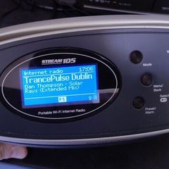 Roberts stream internet radio Like New original adapter