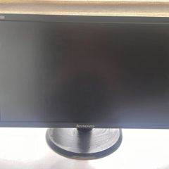 Lenovo Monitor 24"