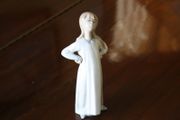 LLADRO Grumpy Girl