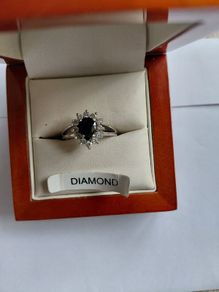 18 carat sapphire ring