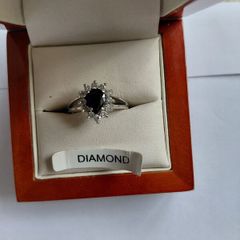 18 carat sapphire ring