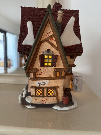 Heritage Village - The Melancholy Tavern - Handpainted Porcelain