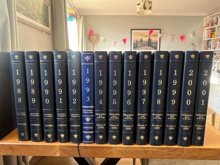 Encyclopaedia Britannica 54Volume Collection Limited Constitution Edition