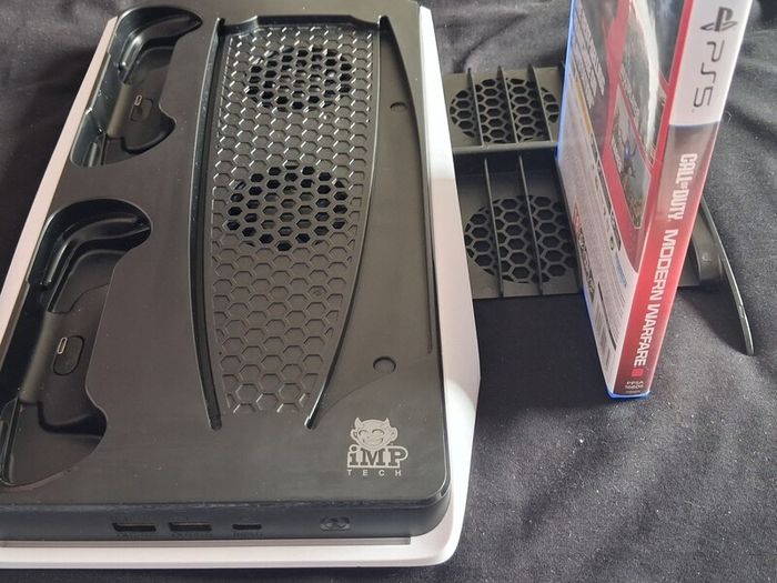 IMP DLX Cool & Charge Multi-Function Console Stand & Games Station & Instruction Manuel - PS5 - RRP - 53.06