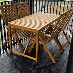 Outdoor Dining Set, Table + 4 Reclining Chairs, Like New