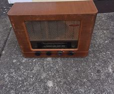 antique radio