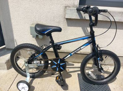 Aiirwalk Kids bike size 16 inch wheels