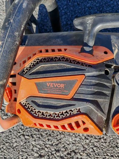 chainsaw