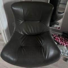 Leather Swivel Armchair